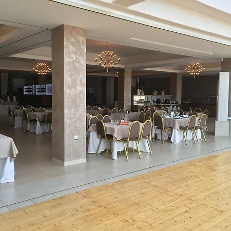 Hotel Savoy