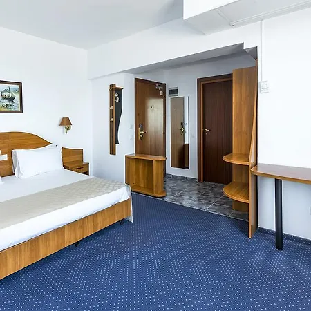 Hotel Savoy 4*